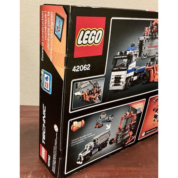 🔴SOLDLEGO TECHNIC: Container Yard (42062) 631pcs FACTORY SEALED NEW - Picture 5 of 10